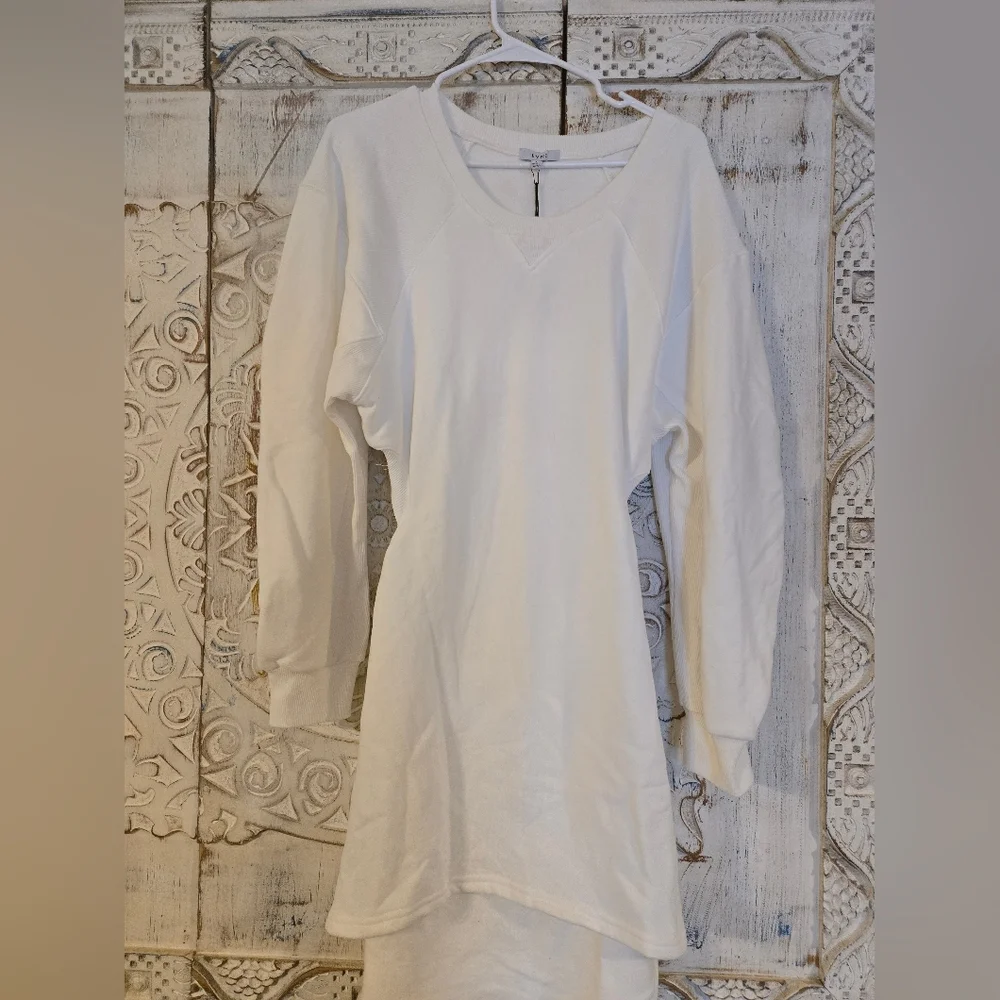 Lg sweatshirt dress  open back design, loose fit on top part ribbed round NWT - Picture 5 of 7